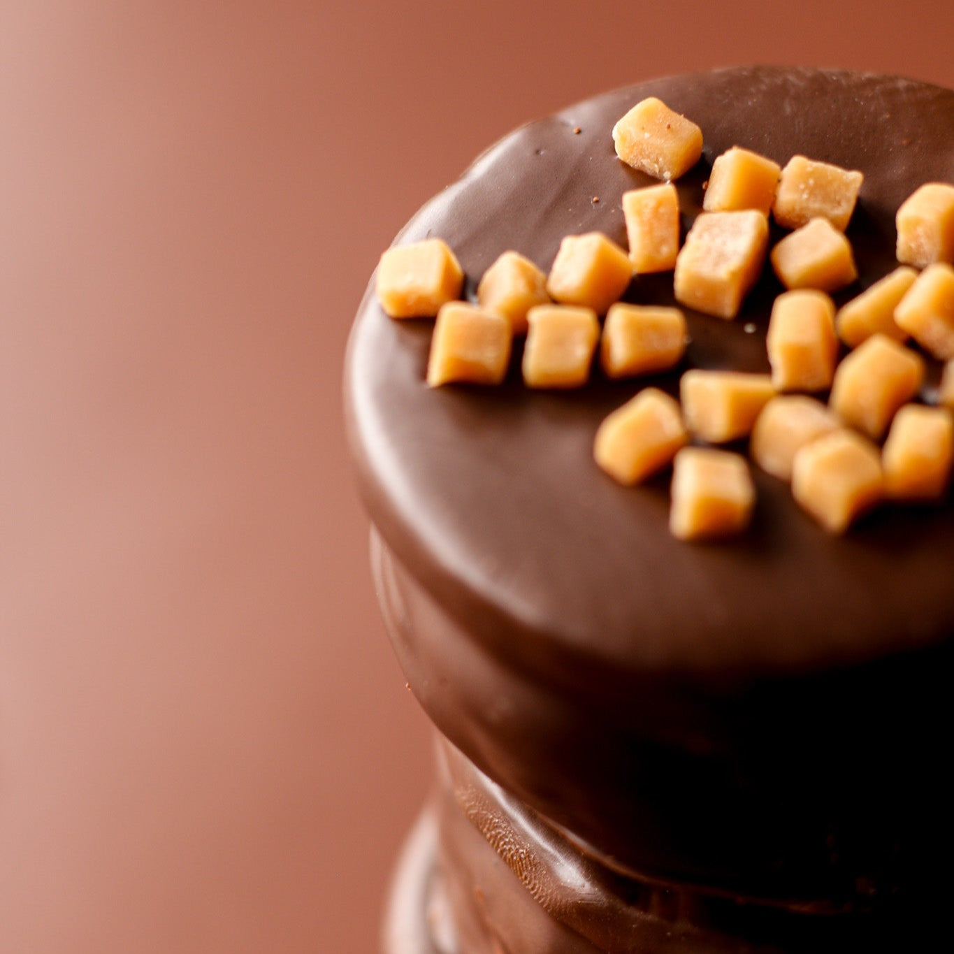 Dulce de leche mousse alfajor