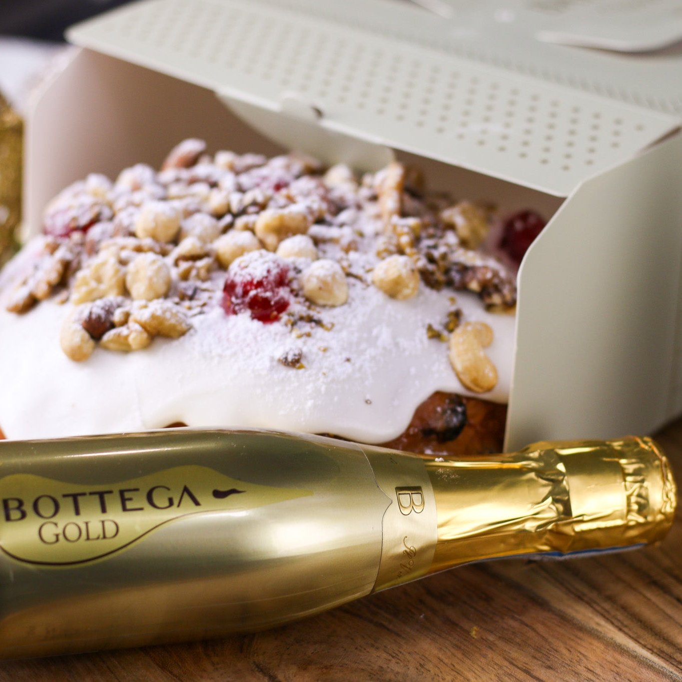 Pan dulce genovés + Prosecco Gift Box