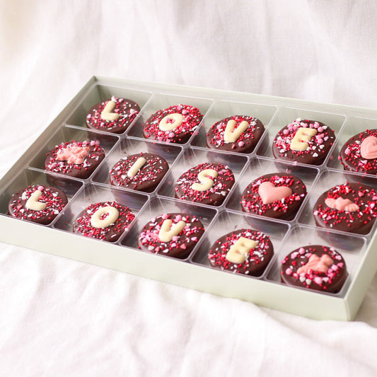 Your words, your alfajores box! Custom