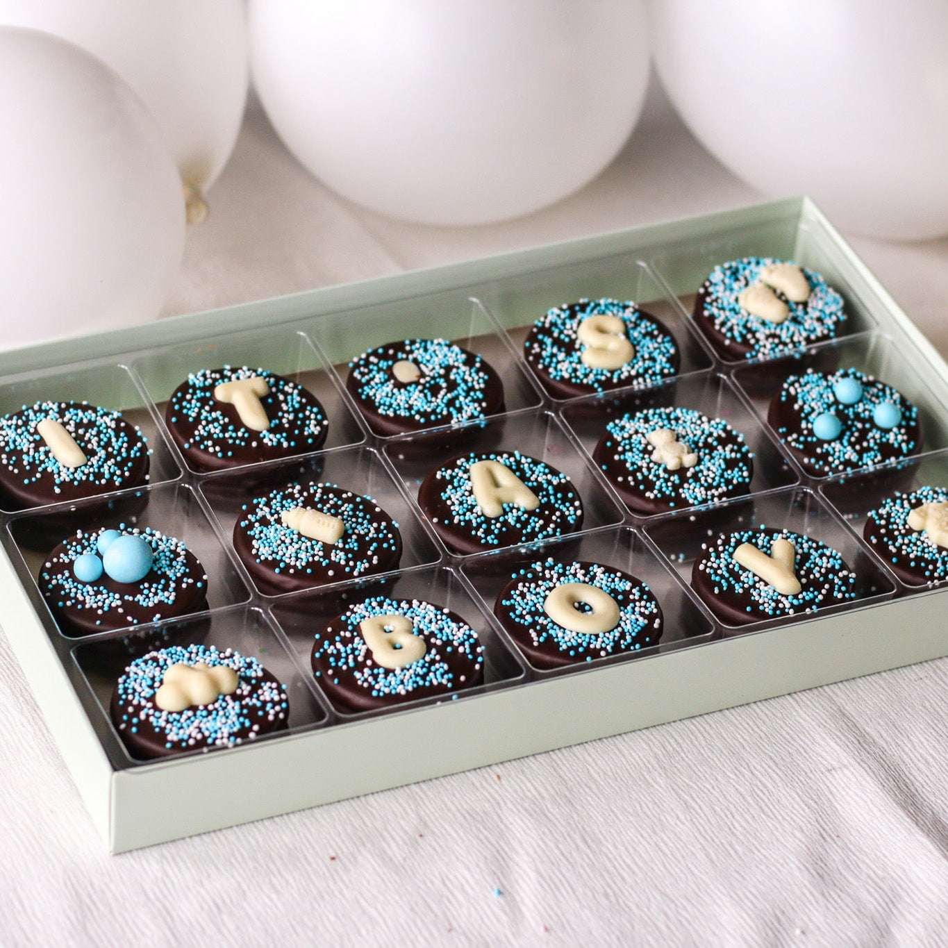 Your words, your alfajores box! Custom