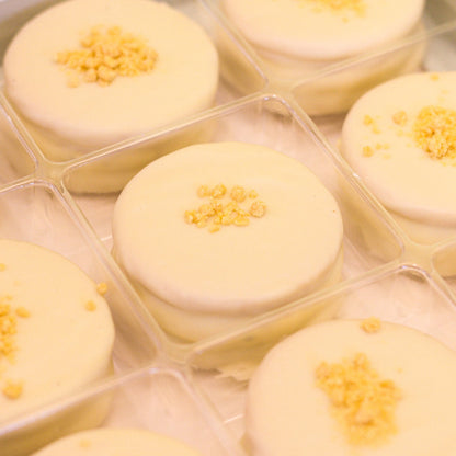 Mango & passion fruit alfajor