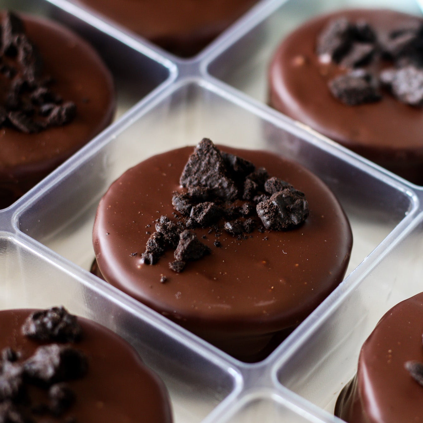 Cookies & cream alfajores