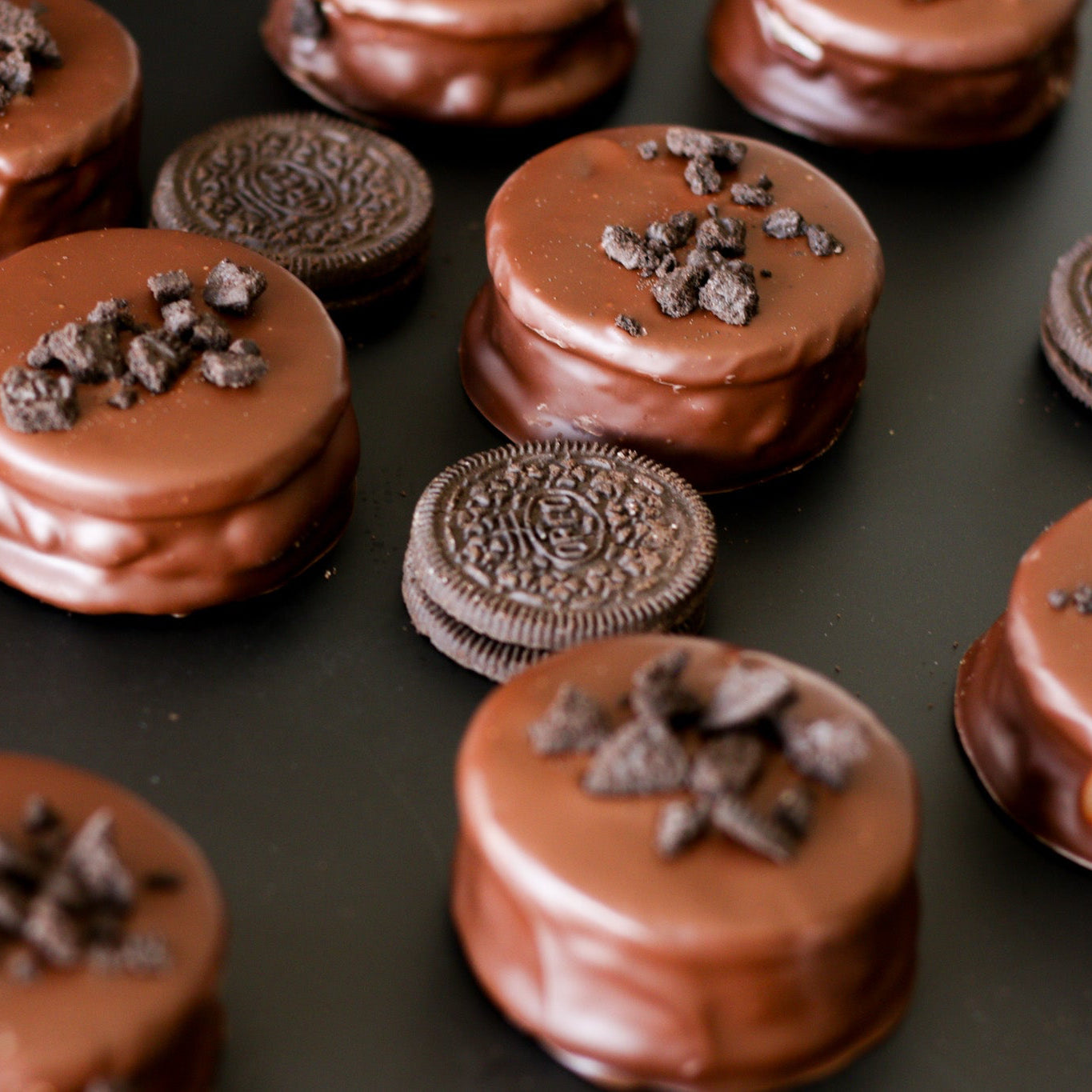 Cookies & cream alfajores