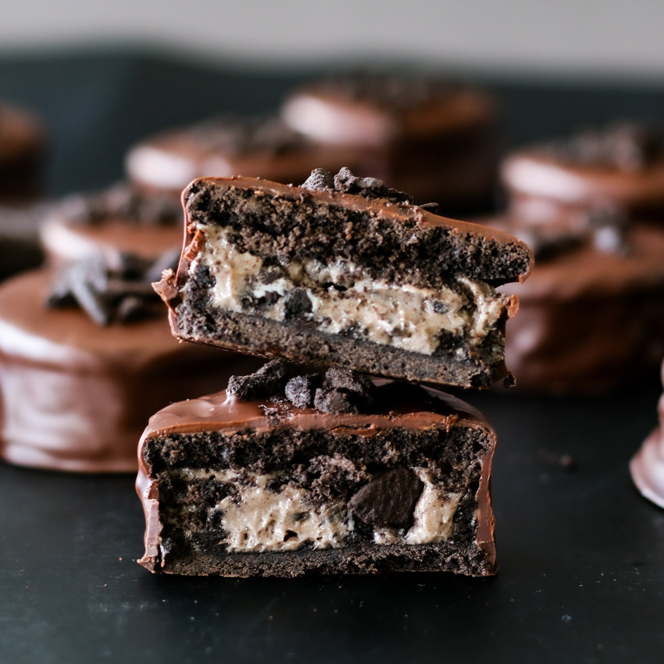 Cookies & cream alfajores